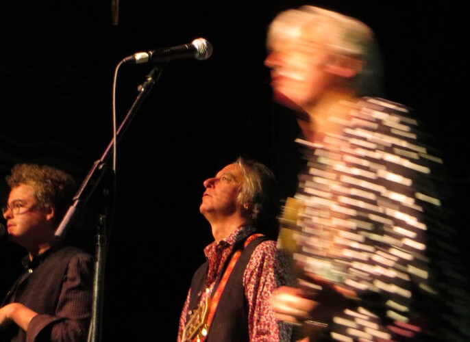 2013-04-26 Robyn Hitchcock and peter buck 2